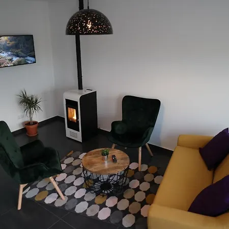 Lemon Tree House Holiday home *