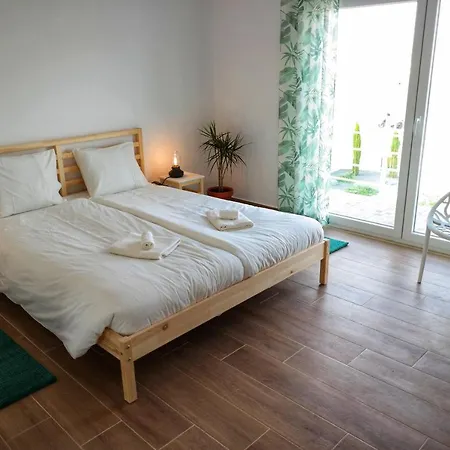 Holiday home Lemon Tree House Ferrel (Leiria)